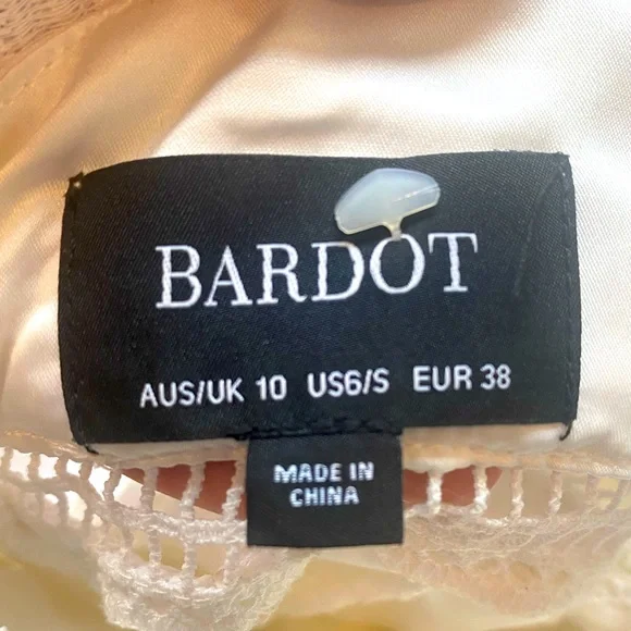 Lulu's White Lace Midi Dress - Picture 3 of 3